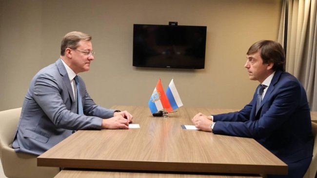 Азаров поблагодарил Кравцова за поддержку проектов Самарской области - «Новости - строительства»