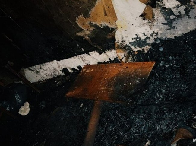 В Луганске пожарные спасли маму с годовалым малышом