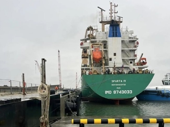 Морской терминал в Пионерском провел контейнерный дебют