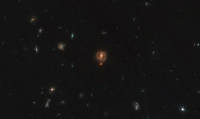 Астрономы установили природу загадочных красных объектов в глубоком космосе - Интернет технологии.