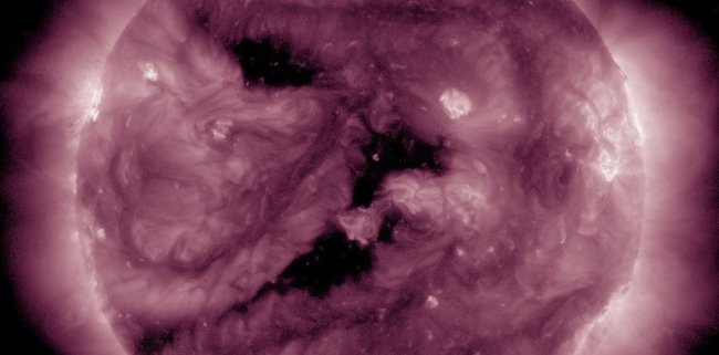 Все из-за смены погоды? К Земле подбирается магнитная буря - Наука.