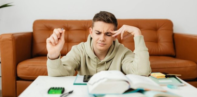 Не получается сосредоточиться? Ученые объяснили, почему так происходит - Наука.