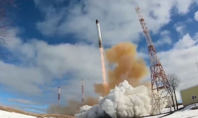 Россия испытала межконтинентальную ракету Сармат с заявленной дальностью более 35 тысяч километров - Интернет технологии.