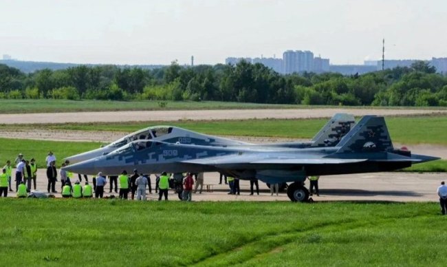 Россия представила двухместный Су-57Д способный управлять роем беспилотников - Интернет технологии.